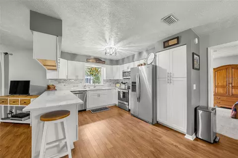 Kitchen - 8540 SW 73rd Ave, Ocala, FL 34476 photo 1 of 4