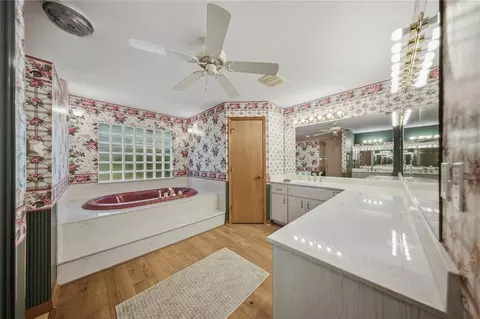 Bath - 1815 SE 89th Ln, Ocala, FL 34480 photo 1 of 5
