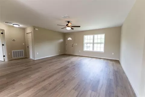 Living - 223 Locust Rd, Ocala, FL 34472 photo 5 of 8