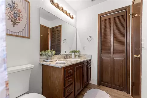Bath - 5741 NE 4th Pl, Ocala, FL 34470 photo 3 of 3