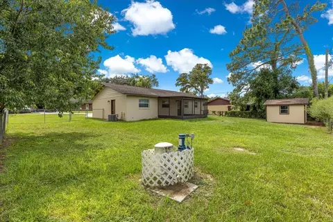 Exterior - 5741 NE 4th Pl, Ocala, FL 34470 photo 7 of 10