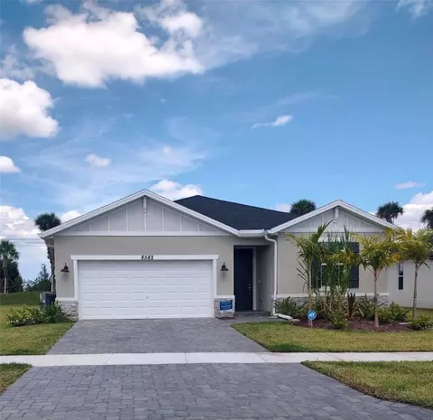 8582 Dahlia Cir, Port Saint Lucie, FL 34986