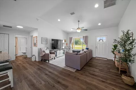 Entry Way - 36 Juniper Pass Way, Ocala, FL 34480 photo 3 of 9