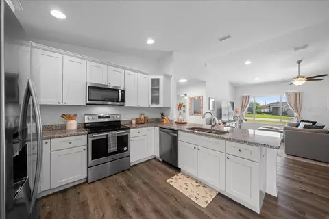 Kitchen - 36 Juniper Pass Way, Ocala, FL 34480 photo 2 of 5