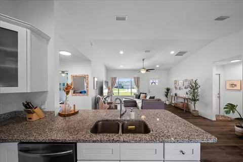 Entry Way - 36 Juniper Pass Way, Ocala, FL 34480 photo 6 of 9