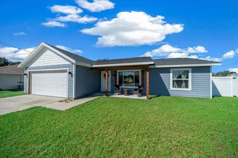 Exterior - 36 Juniper Pass Way, Ocala, FL 34480 photo 4 of 10