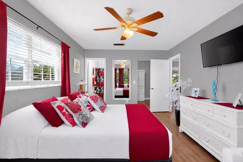 Bedroom - 12411 Brookside St, Spring Hill, FL 34609 photo 2 of 5