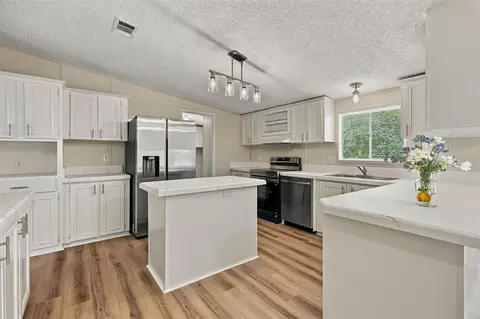 Kitchen - 293 E Shawna Ct, Hernando, FL 34442 photo 1 of 5