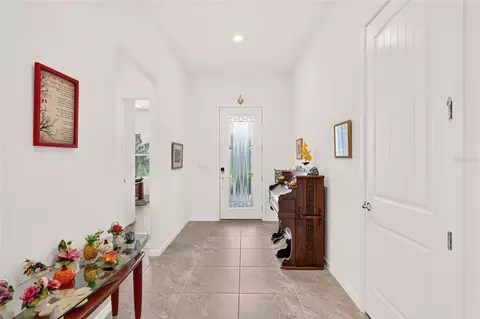 Entry Way - 6046 SW 86th Cir, Ocala, FL 34481 photo 2 of 8