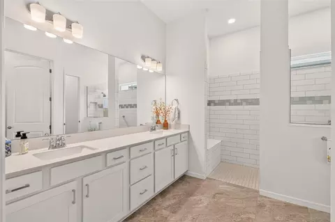 Bath - 6046 SW 86th Cir, Ocala, FL 34481 photo 3 of 9