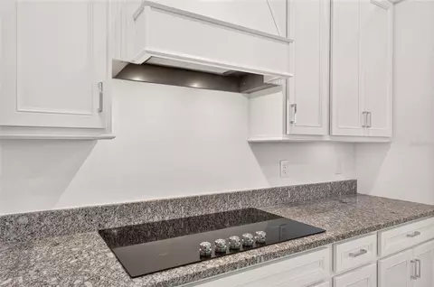 Kitchen - 6046 SW 86th Cir, Ocala, FL 34481 photo 5 of 9