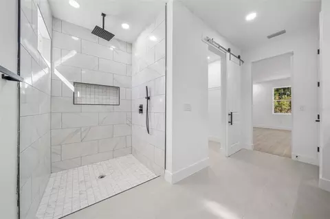 Entry Way - 4 Oak Cir, Ocala, FL 34472 photo 1 of 3