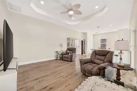 Living - 9664 SE 61st Ter, Belleview, FL 34420 photo 6 of 6