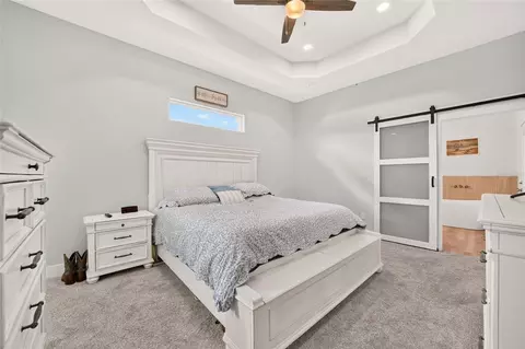 Bedroom - 9664 SE 61st Ter, Belleview, FL 34420 photo 2 of 6