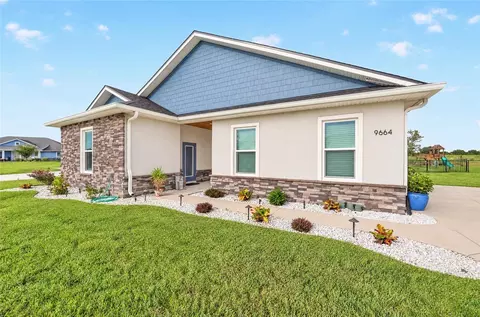 Exterior - 9664 SE 61st Ter, Belleview, FL 34420 photo 6 of 20