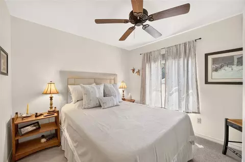 Bedroom - 2331 SE 19th Cir, Ocala, FL 34471 photo 7 of 8