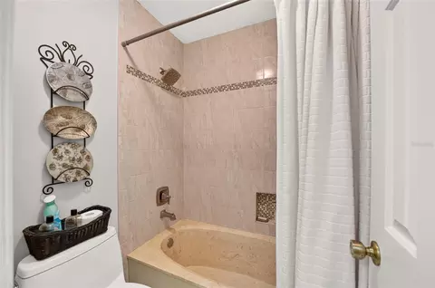 Bath - 2331 SE 19th Cir, Ocala, FL 34471 photo 7 of 7