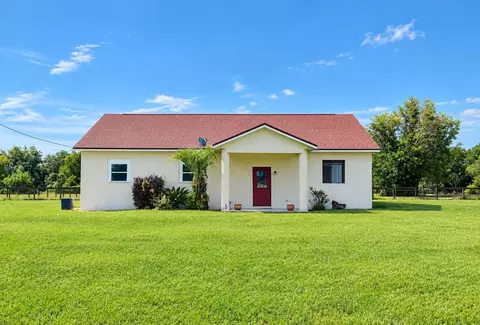 Exterior - 20970 NE 30th St, Williston, FL 32696 photo 9 of 11