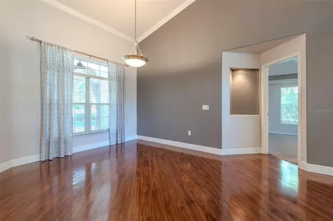 Living - 316 SE 36 Ln, Ocala, FL 34471 photo 4 of 10