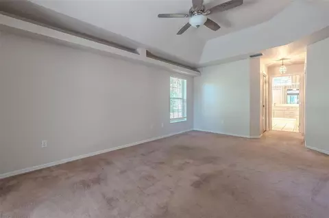 Bedroom - 316 SE 36 Ln, Ocala, FL 34471 photo 2 of 9