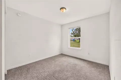 Bedroom - 213 Oak Ln, Ocala, FL 34472 photo 6 of 7