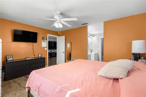 Bedroom - 10041 SW 99th Ter, Ocala, FL 34481 photo 5 of 5