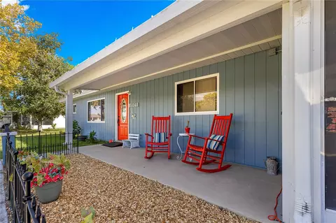 Exterior - 10041 SW 99th Ter, Ocala, FL 34481 photo 4 of 13