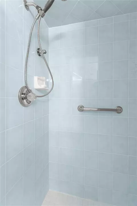 Bath - 7430 SW 100th Pl, Ocala, FL 34476 photo 2 of 5