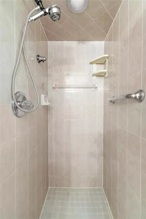 Bath - 7430 SW 100th Pl, Ocala, FL 34476 photo 5 of 5