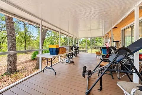 Exterior - 9391 NE 99th Ave, Bronson, FL 32621 photo 4 of 4