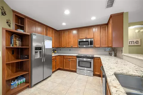 Kitchen - 11347 NW 160th St, Reddick, FL 32686 photo 1 of 2