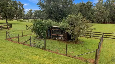 Exterior - 11347 NW 160th St, Reddick, FL 32686 photo 6 of 6