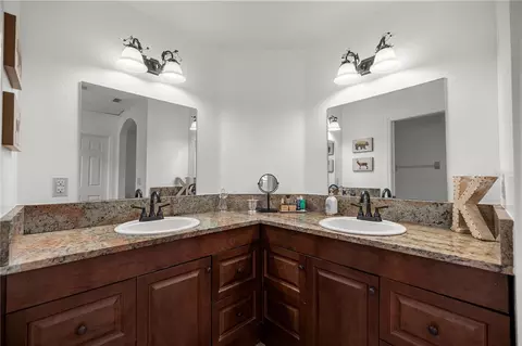 Bath - 11347 NW 160th St, Reddick, FL 32686 photo 1 of 1