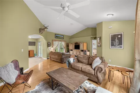 Living - 11347 NW 160th St, Reddick, FL 32686 photo 3 of 4