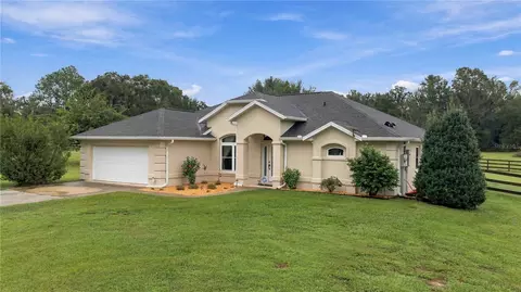 Exterior - 11347 NW 160th St, Reddick, FL 32686 photo 1 of 6