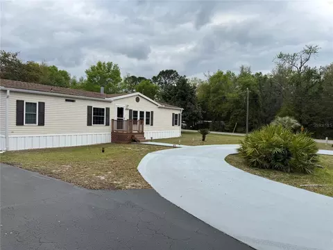 18600 SE 17th St, Silver Springs, FL 34488