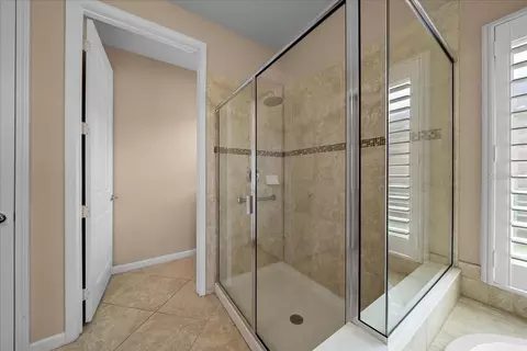 Bath - 9531 SW 70th Loop, Ocala, FL 34481 photo 3 of 6