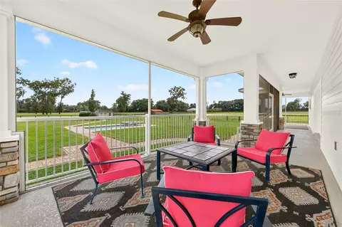 Exterior - 2556 NE 120th St, Anthony, FL 32617 photo 12 of 20