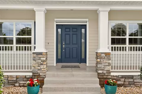 Exterior - 2556 NE 120th St, Anthony, FL 32617 photo 9 of 20