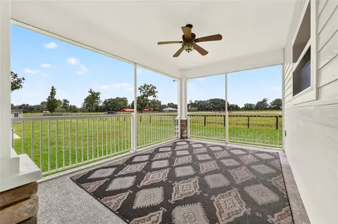 Exterior - 2556 NE 120th St, Anthony, FL 32617 photo 14 of 20