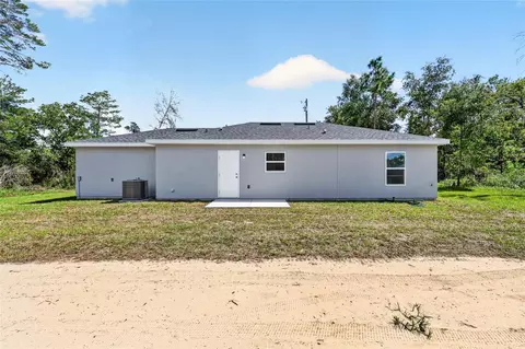 Exterior - 251 Oak Cir, Ocala, FL 34472 photo 8 of 9