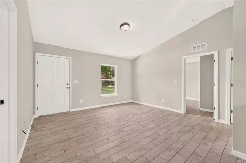 Living - 251 Oak Cir, Ocala, FL 34472 photo 5 of 5