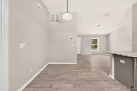 Dining - 251 Oak Cir, Ocala, FL 34472 photo 1 of 1