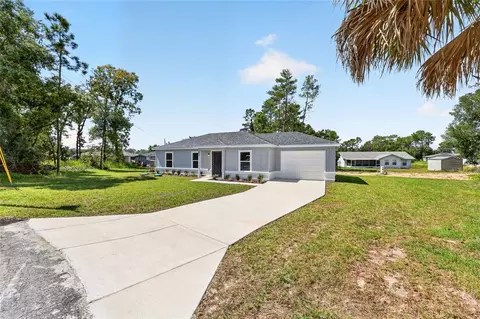 Exterior - 251 Oak Cir, Ocala, FL 34472 photo 5 of 9