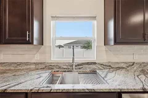 Kitchen - 5839 SW 86th St, Ocala, FL 34476 photo 4 of 4