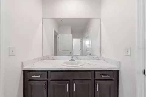 Bath - 5839 SW 86th St, Ocala, FL 34476 photo 4 of 6