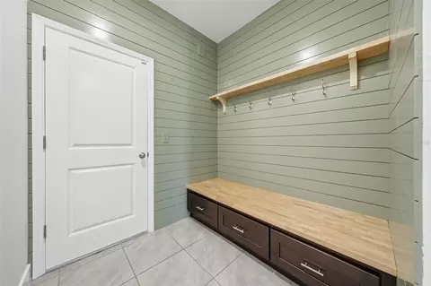 Entry Way - 5839 SW 86th St, Ocala, FL 34476 photo 3 of 7