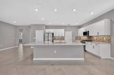 Kitchen - 9012 SW 75th Loop, Ocala, FL 34481 photo 2 of 7