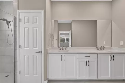 Bath - 9012 SW 75th Loop, Ocala, FL 34481 photo 1 of 5