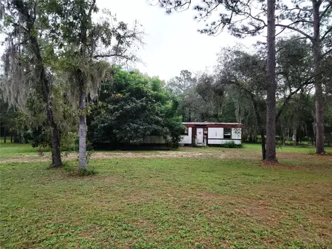 Exterior - 12231 NE 64 Pl, Williston, FL 32696 photo 2 of 10